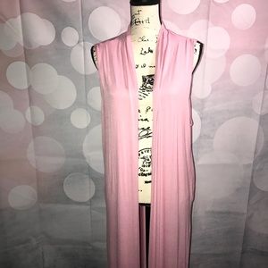Sleeveless long pink cadigan